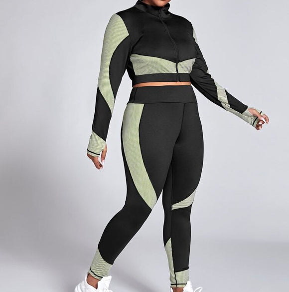 Plus Contrast Panel Sports Set